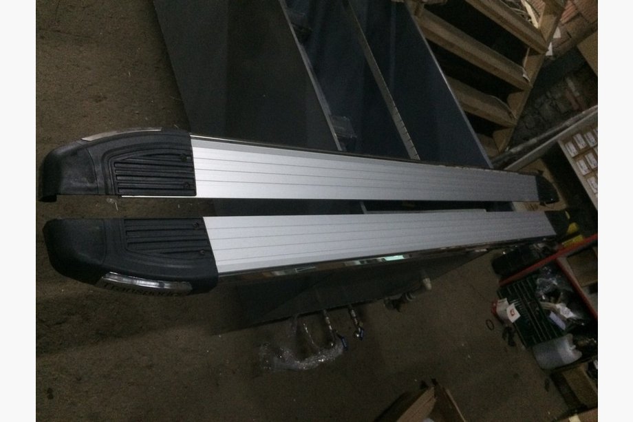 Volkswagen T5 2010–2015 UDSALG!!! Siderør (2 stk., aluminium) Image