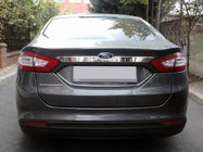 Ford Fusion 2012–2020 Kromliste over nummerpladen (rustfrit stål) foto 1