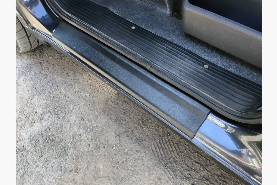 Mercedes Vito W638 1996–2003 ABS dørtrinsbeskyttere (2 stk., plast) Højglans Image