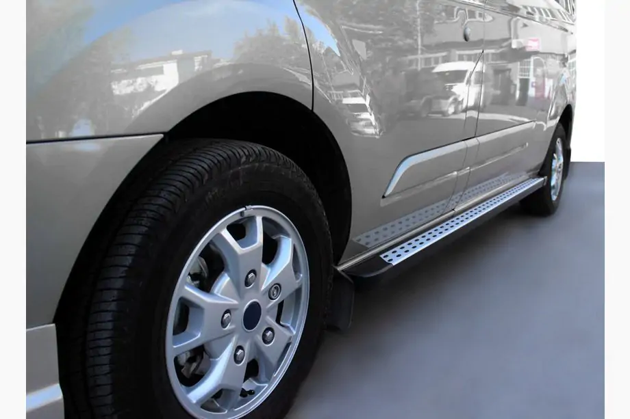Ford Custom 2013–2022 Siderør DOT-Line (2 stk., aluminium) Image