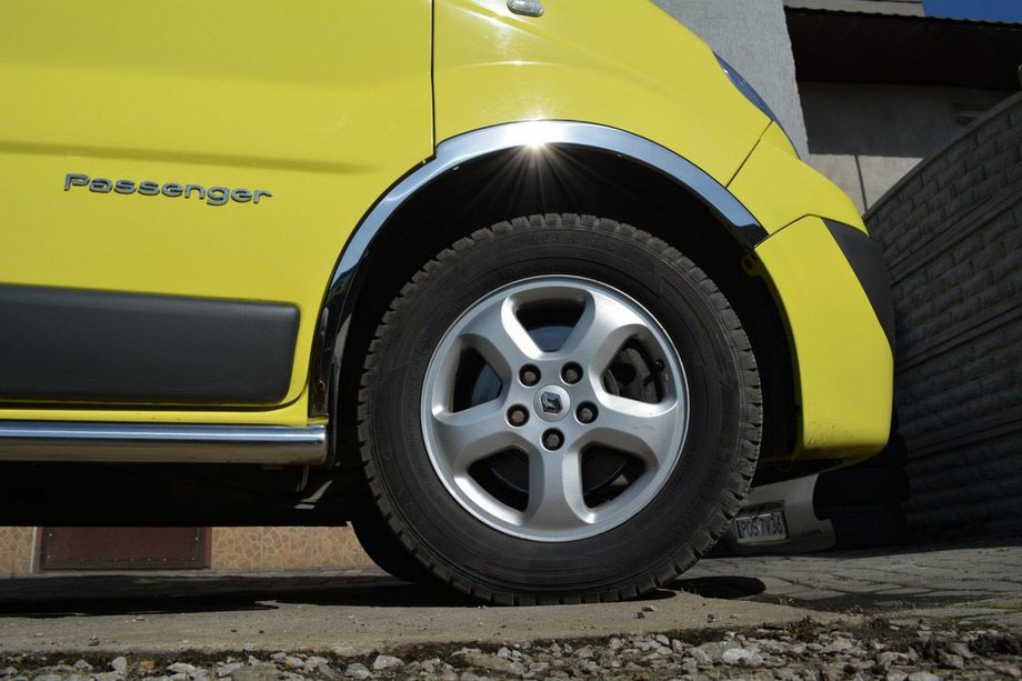 Nissan Primastar 2002–2014 Skærmkantslister til hjulskærme (4 stk., rustfrit stål) 2001-2007 Image