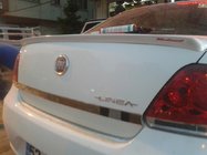 Fiat Linea 2006–2018 Spoiler i 1 del (til lakering) foto 3