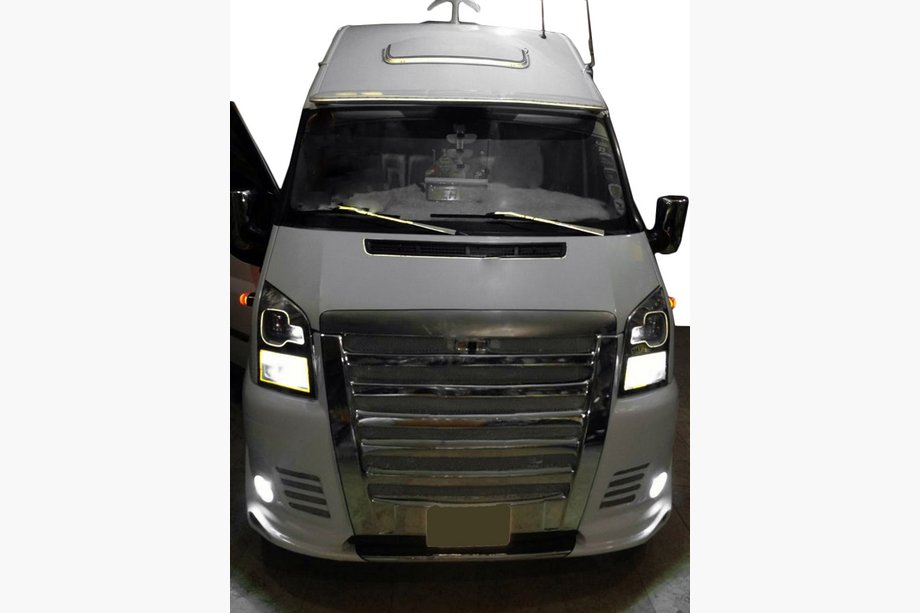 Ford Transit 2000–2014 Frontkofanger (USA-style) Image
