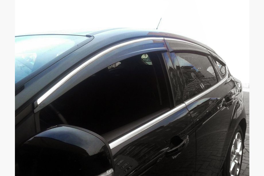 Ford Focus III 2011–2017 Vindafvisere til vinduer med krom (6 stk., Sunflex) Stationcar Image
