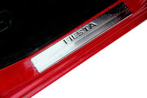 Ford Fiesta 2008–2017 Dørtrinslister (Omsa, 4 stk., rustfrit stål) foto 1