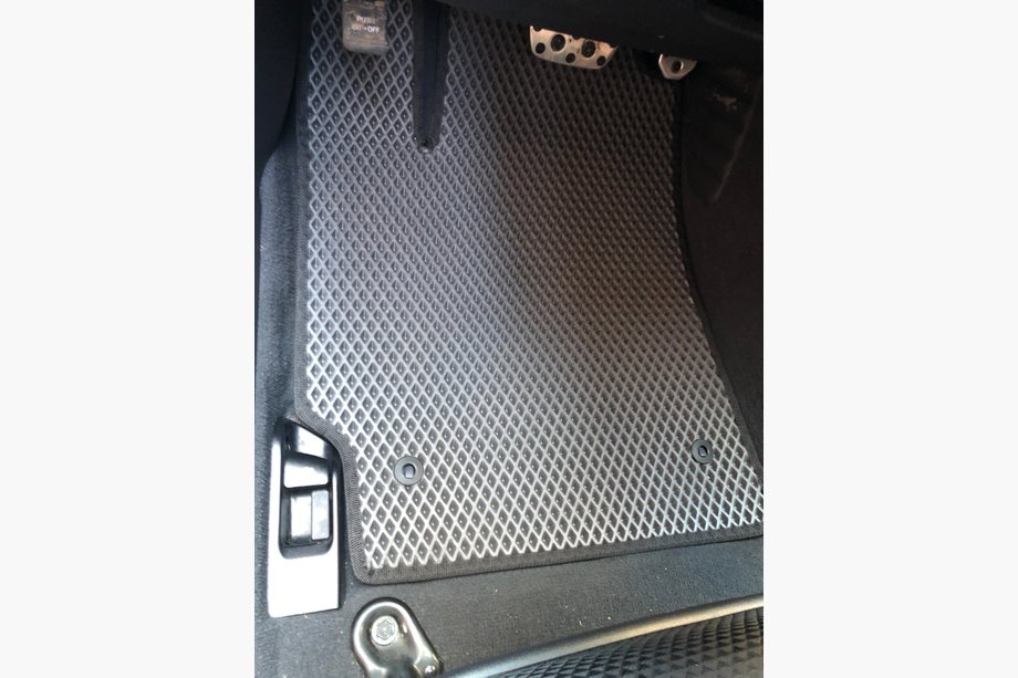 Toyota Camry 2006–2011 EVA gulvmåtter (sorte) Image