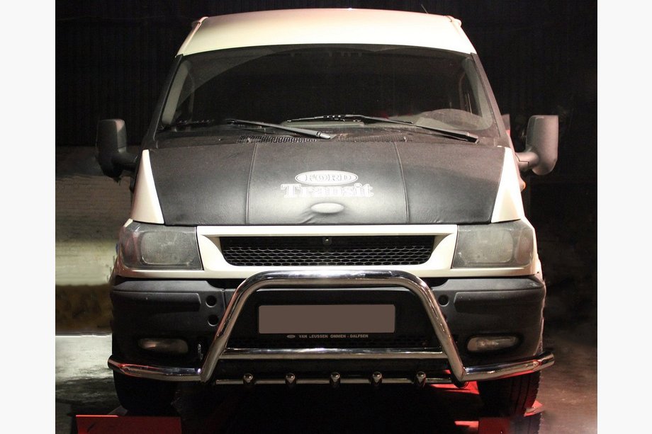 Ford Transit 2000–2014 Kængurugitter WT003-Plus (2000-2006, rustfrit stål) Foto 1