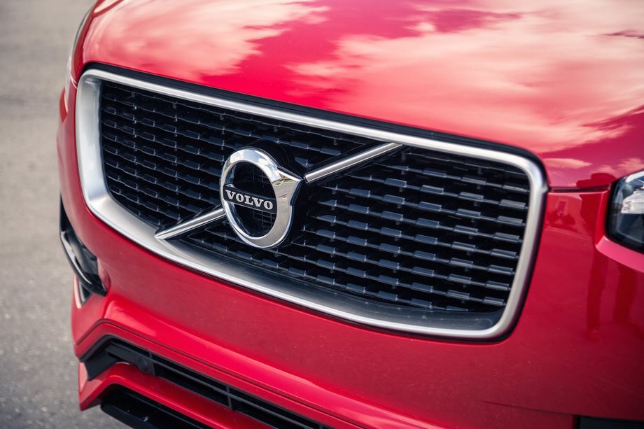 Volvo XC90 2015– Frontgrill Image
