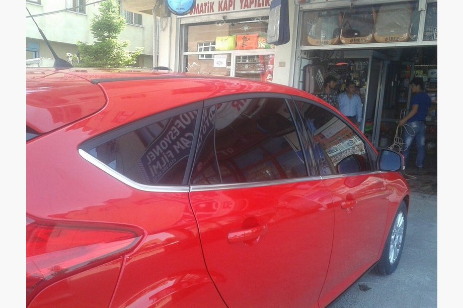 Ford Focus III 2011–2017 Nederste vindueslister (8 stk., rustfrit stål) Foto 8