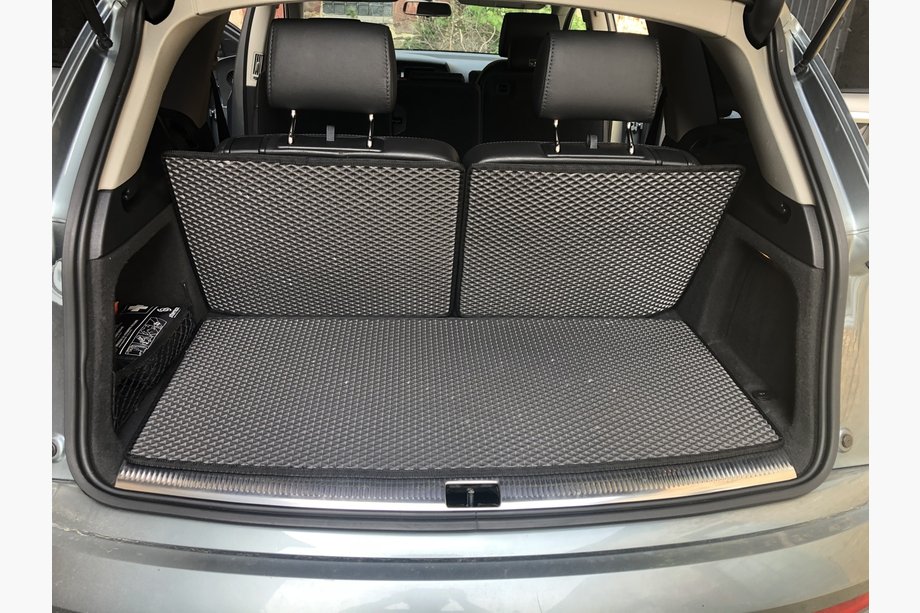 Audi Q7 2005–2015 Bagagerumsmåtte, 3 dele (EVA, sort) (7 sæder) Image