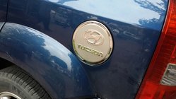 Hyundai Tucson JM 2004– Tankklap cover i rustfrit stål foto 5