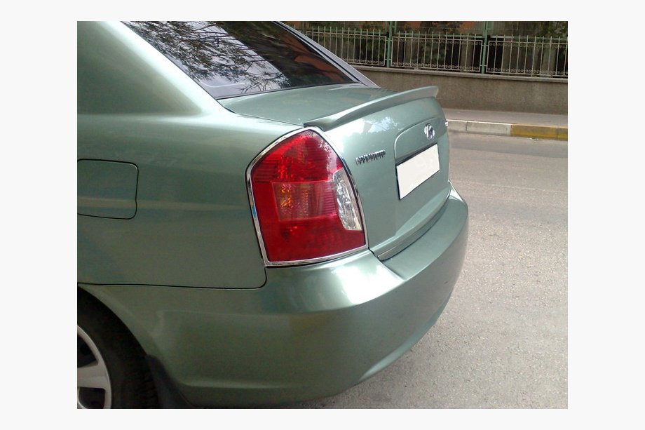 Hyundai Accent 2006–2010 Meliset spoiler (til lakering) Foto 1