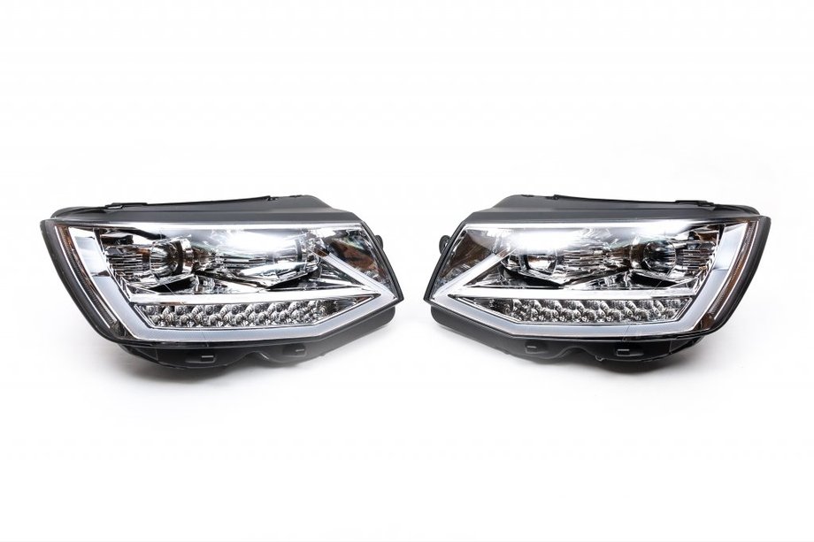 Volkswagen T6 2015–2024 Forlygter med LED-lys 2015-2019 (Silver, 2 stk.) Image