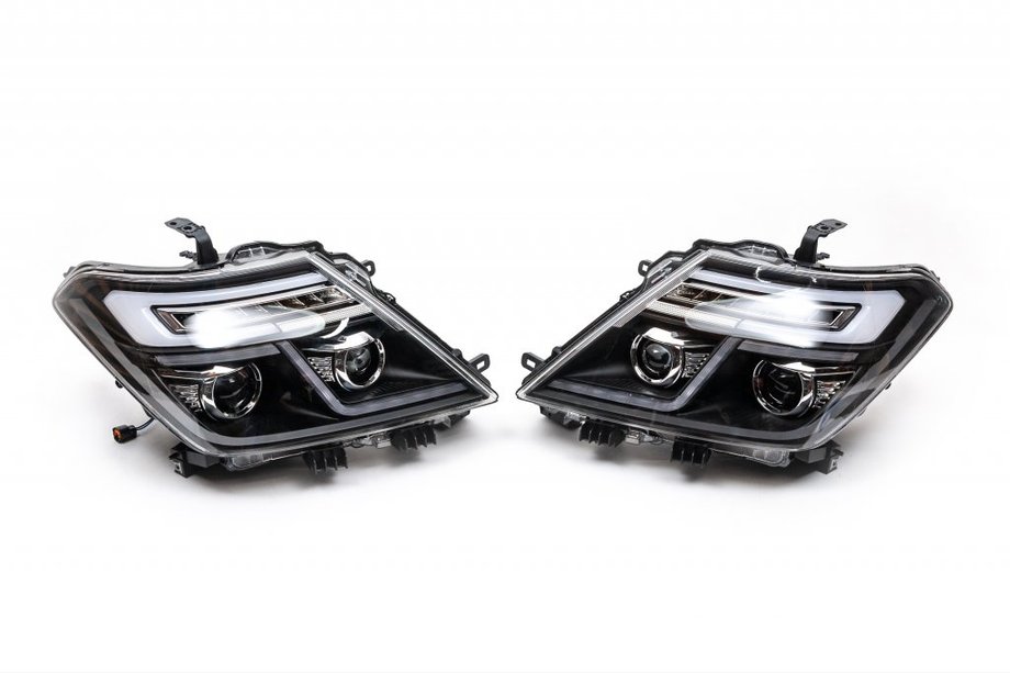 Nissan Patrol Y62 2010–2024 Forlygter 2010-2020 (2 linser) Image