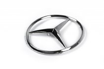 Mercedes E-klasse W211 2002–2009 Bageste emblem foto 1