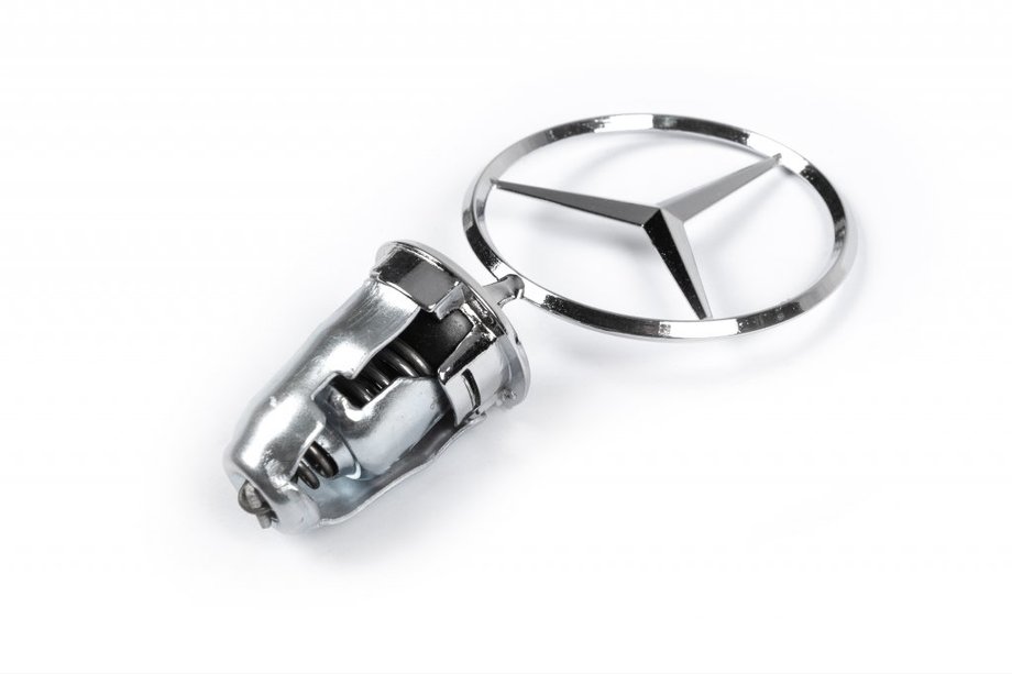Mercedes S-сlass W140 1991–1998 Emblem med sigtekors (uden tekst) Image