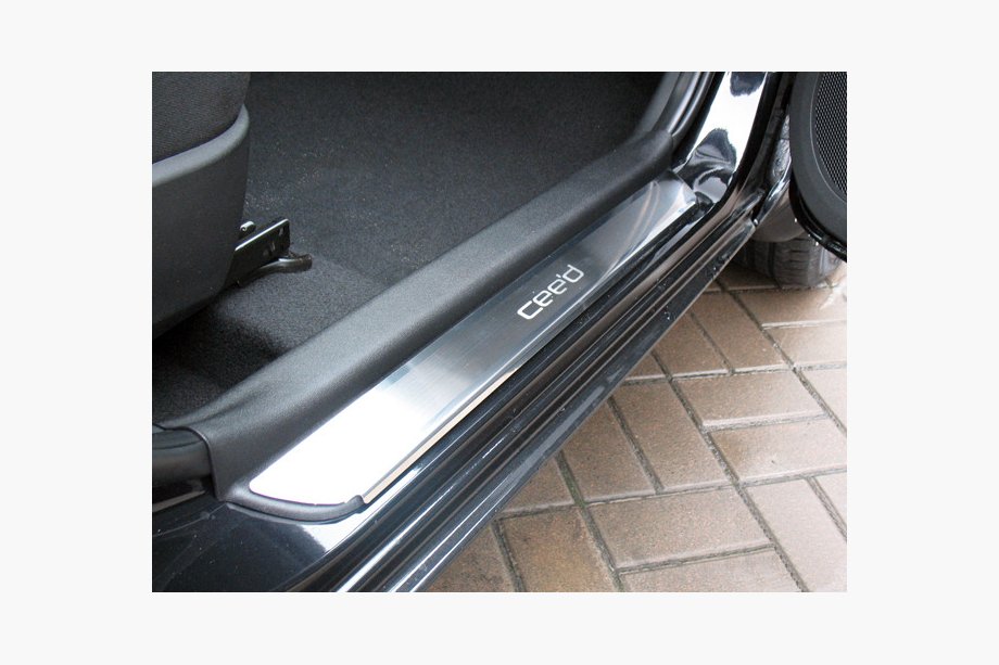 Kia Ceed 2007–2012 Dørtrinslister Nathaniko (4 stk., rustfrit stål) Image