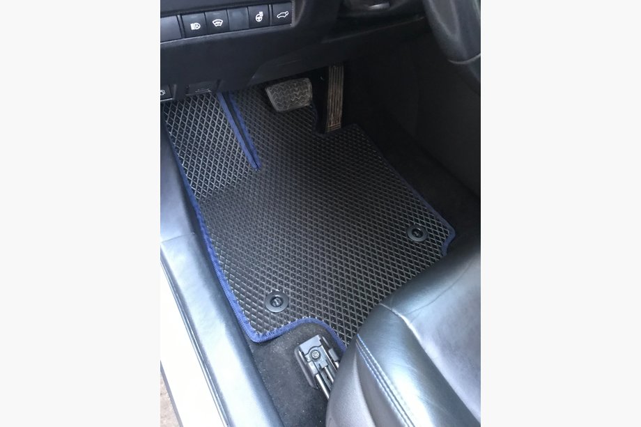 Toyota Rav 4 2019–2025 EVA måtter til automatgear (sorte) Image