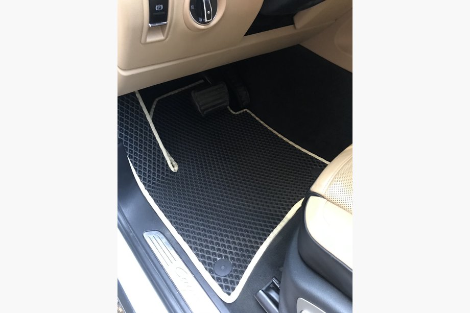 Porsche Cayenne 2010–2017 EVA gulvmåtter (sorte) Image