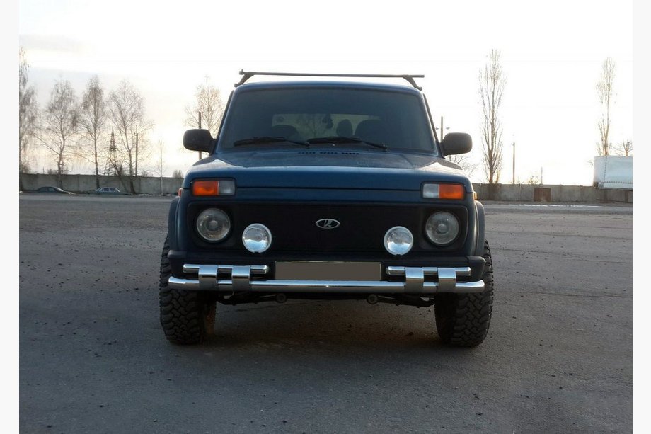 Lada Niva og Urban 1977– Frontbøjle ST015 (rustfrit stål) Image