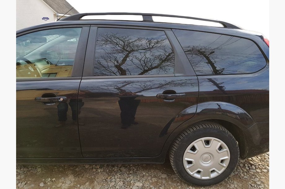 Ford Focus II 2008–2011 Aluminium tagrælinger (Caravan, sort) Image