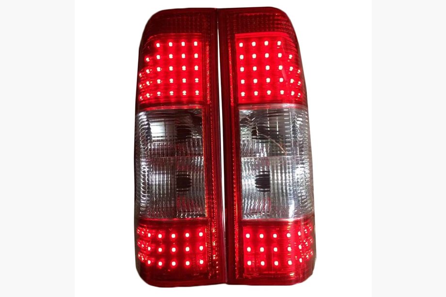 Mercedes Sprinter W901/902/903/904/905 1995–2006 LED-baglygtesæt (2 stk.) Image