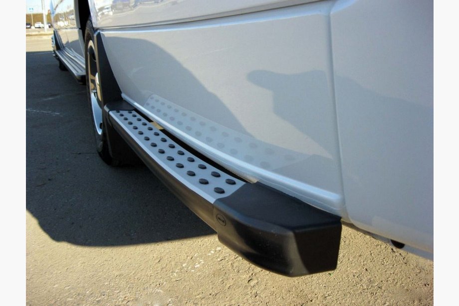 Mercedes Sprinter W906 2006–2018 Sidetrin bag baghjulet DOT-Line (2 stk., alu.) Image