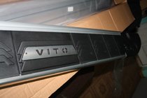 Mercedes Vito W638 1996–2003 Sidetrin RedLine Black (2 stk., aluminium) foto 4