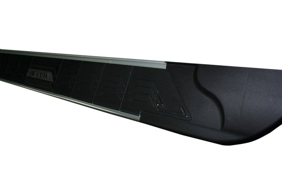 Mercedes Vito W638 1996–2003 Sidetrin RedLine Black (2 stk., aluminium) Image