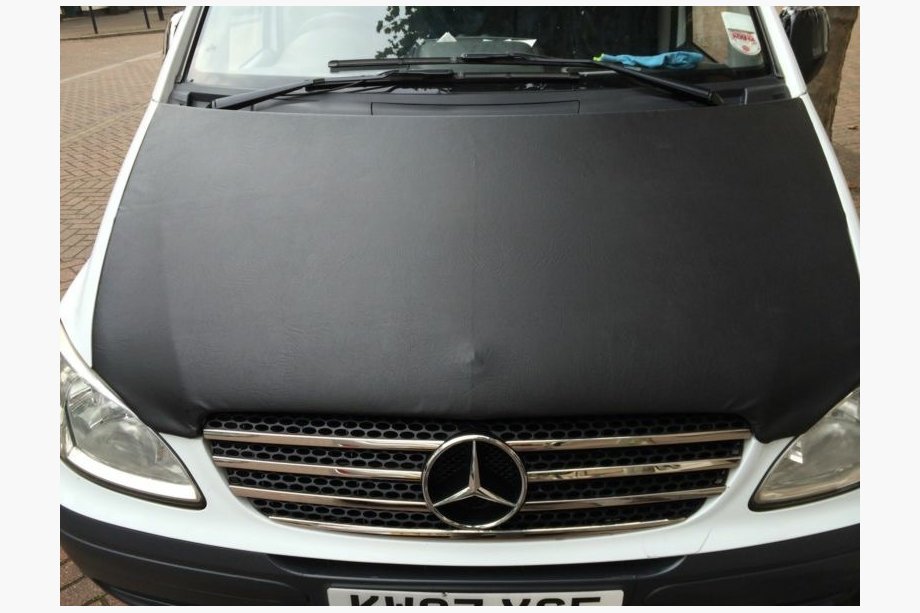 Mercedes Vito W639 2004–2014 Motorhjelmovertræk (kunstlæder) Image