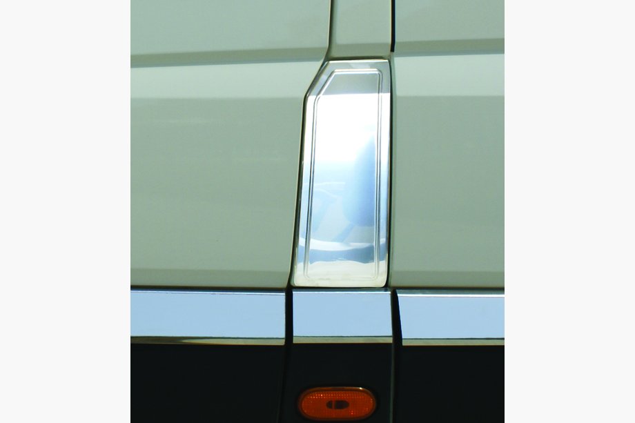 Volkswagen Crafter 2006–2016 Tankdækselbeklædning (rustfrit stål) Image