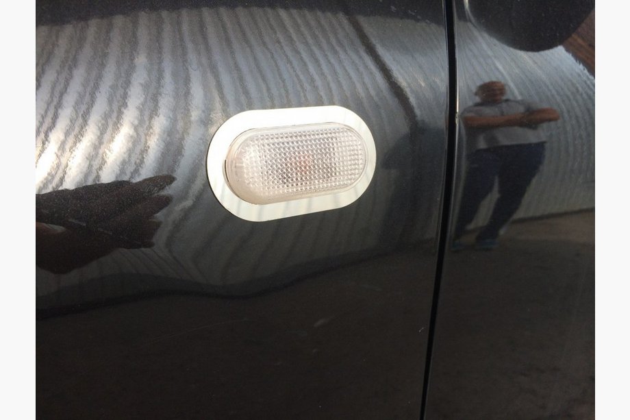 Nissan Note 2004–2012 Kromrammer til blinklys (2 stk., rustfrit stål) Image