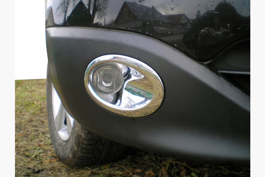 Nissan Qashqai 2007–2010 Rammer til tågelygter med fordybning (2 stk., plast) Image