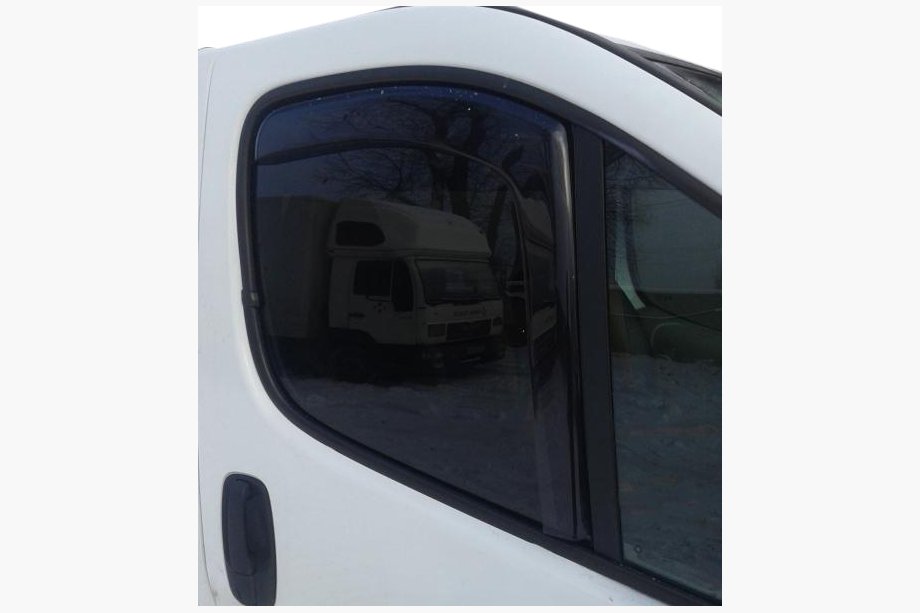 Renault Trafic 2015– Udsalg! Vindafvisere til vinduer, i vindueskanalen (2 stk., HIC) Image