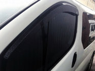 Renault Trafic 2001–2015 Vindafvisere til sideruder (2 stk., UA) foto 1
