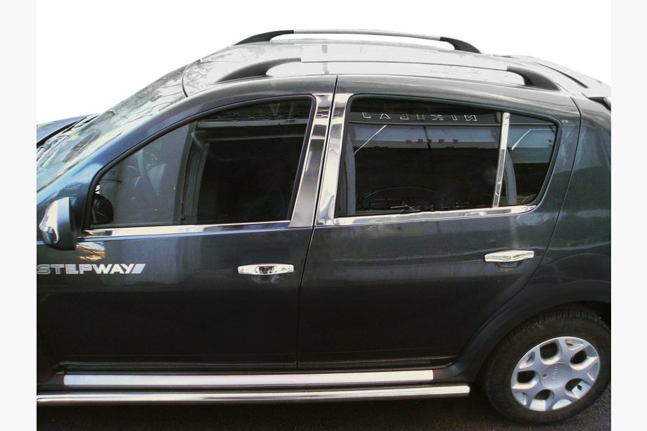 Dacia Sandero 2007–2013 Dørstolpelister i rustfrit stål Image
