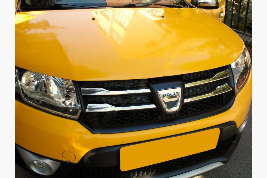 Dacia Sandero 2013–2020 Krom grillister variant 2 (4 stk., rustfrit stål) Image