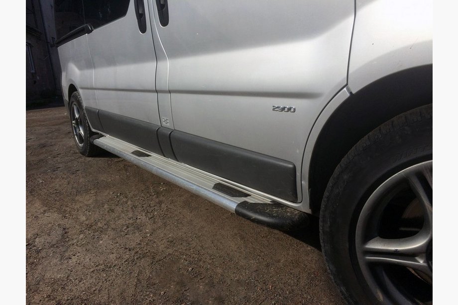 Renault Trafic 2001–2015 Bosphorus OLD Grey sidetrin (2 stk., aluminium) Lang akselafstand Image