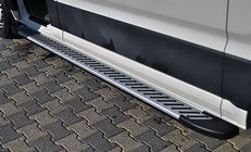 Man TGE 2017– Sidestrin Line (2 stk., aluminium) Mellem akselafstand foto 1