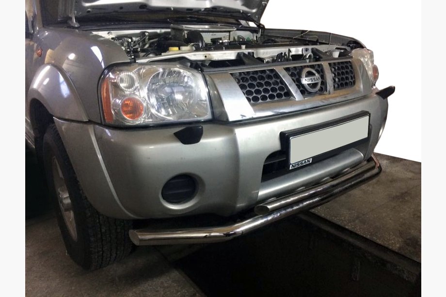 Nissan NP300 1999–2015 Frontbøjle ST014 (rustfrit stål) Image
