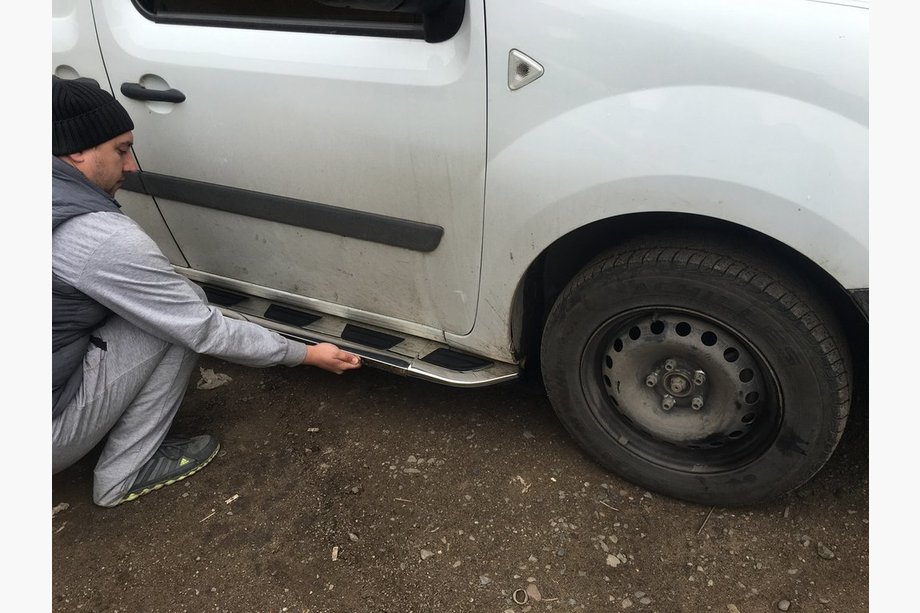 Renault Kangoo 2008–2020 Vison sidetrin (2 stk., aluminium/rustfrit stål) Image