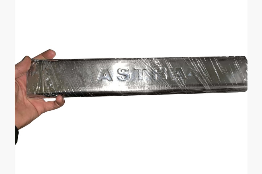 Opel Astra J 2009–2015 Nedsat! Bøjede dørtrinslister (4 stk.) Image
