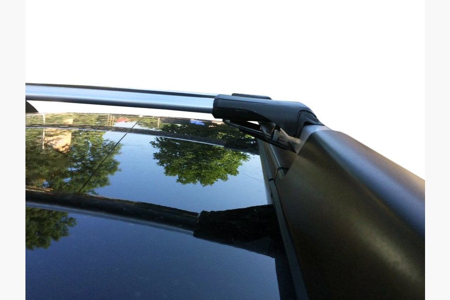Dacia Duster 2008–2018 Låsbare tværstænger til almindelige tagrælinger WingBar V1 (2008-2014, 2 stk.) 2008-2014 Grå Image