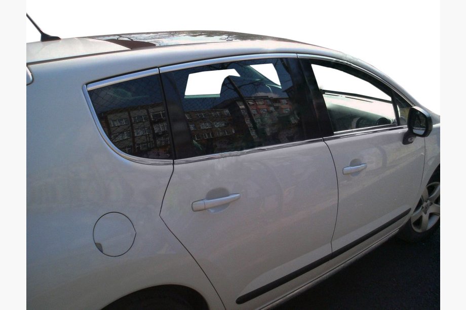 Peugeot 3008 2008–2016 Vindueslister (med bageste trekantsrude, 8 dele, rustfrit stål) Foto 1