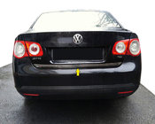 Volkswagen Jetta 2006–2011 Bagklapskantliste (rustfrit stål) OmsaLine - italiensk rustfrit stål foto 1
