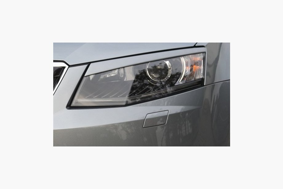 Skoda Octavia III A7 2013–2019 NYHED!!! Forlygte-øjenbryn (2 stk., til lakering) Image