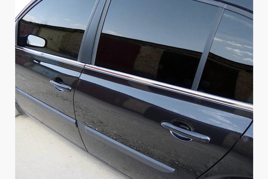 Renault Megane II 2004–2009 Udvendige vindueslister i rustfrit stål (4 stk.) Sedan/Stationcar, Carmos - tyrkisk rustfrit stål Image