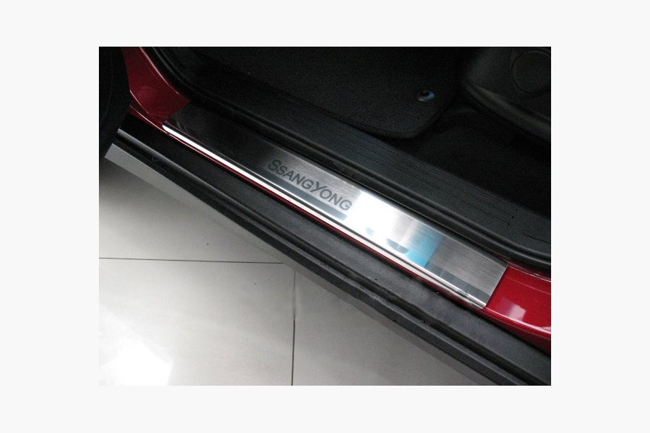 SsangYong Korando 2010–2019 Dørtrinslister Nathaniko (4 stk., rustfrit stål) Standard - Lohmann tape, 0,5 mm Image