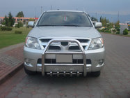 Toyota Hilux 2006–2015 Bullbar QT007 (rustfrit stål) foto 3