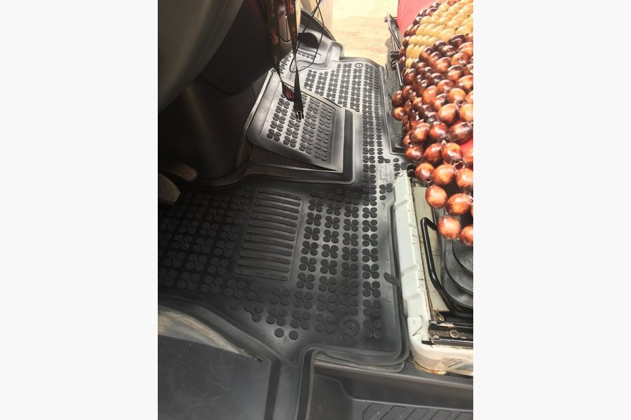 Mercedes Sprinter W901/902/903/904/905 1995–2006 Hel gummimåtte (RezavPlast) Image